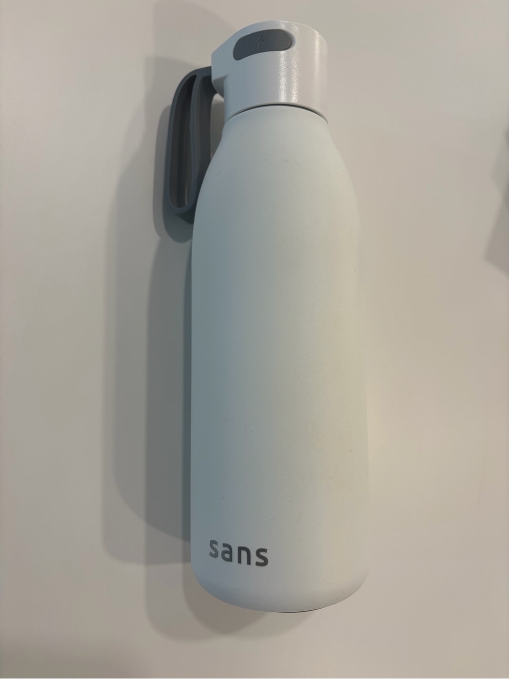 sans White Stainless Water Bottle with Gray Handle